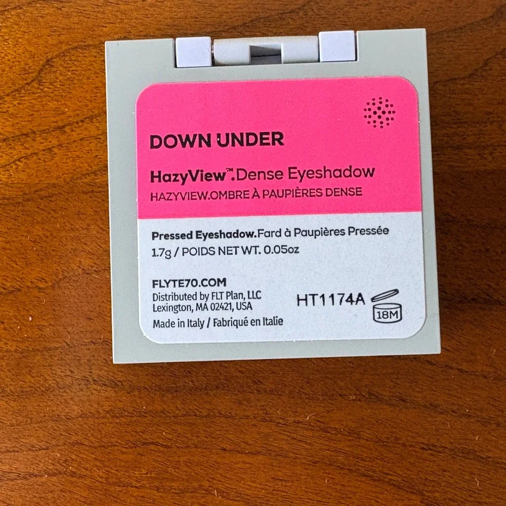 NEW FLYTE.70 Down Under HazyView Dense Eyeshadow HT1174A Made‎ in Italy